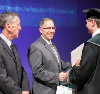 medalla de oro Larry Falvello ICMA2